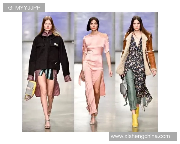 韩国足球明星私服时尚解析他们的穿搭风格与潮流趋势 韩国足球明星私服时尚解析他们的穿搭风格与潮流趋势