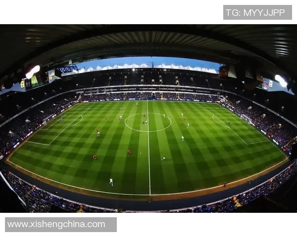 足球明星巅峰时刻精彩回顾让你重温绿茵场上的辉煌瞬间 足球明星巅峰时刻精彩回顾让你重温绿茵场上的辉煌瞬间